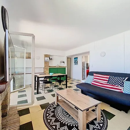Apartment En Bord De Avec Terrasse, Parking Prive, Wifi Et Equipements Modernes - Fr-1-770-15 *