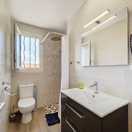 En Bord De Avec Terrasse, Parking Prive, Wifi Et Equipements Modernes - Fr-1-770-15 Apartment *